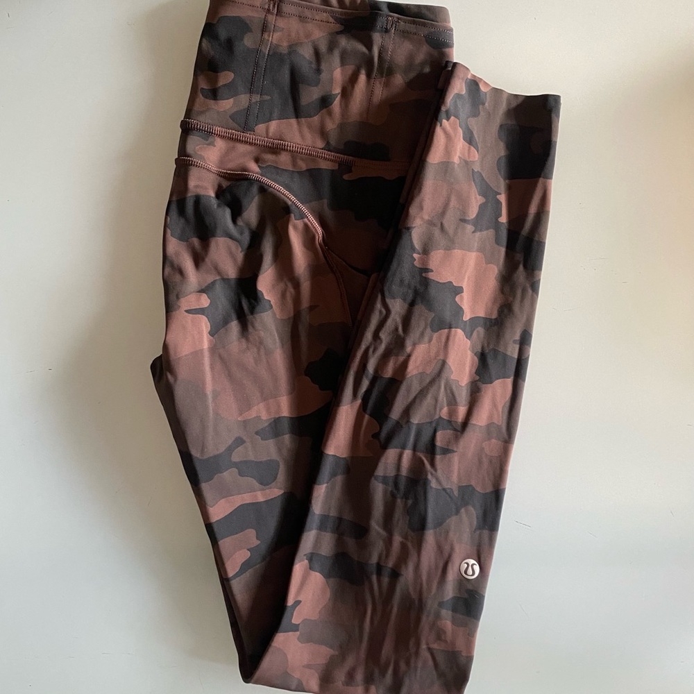Lululemon Fast and Free high-rise tight 28”